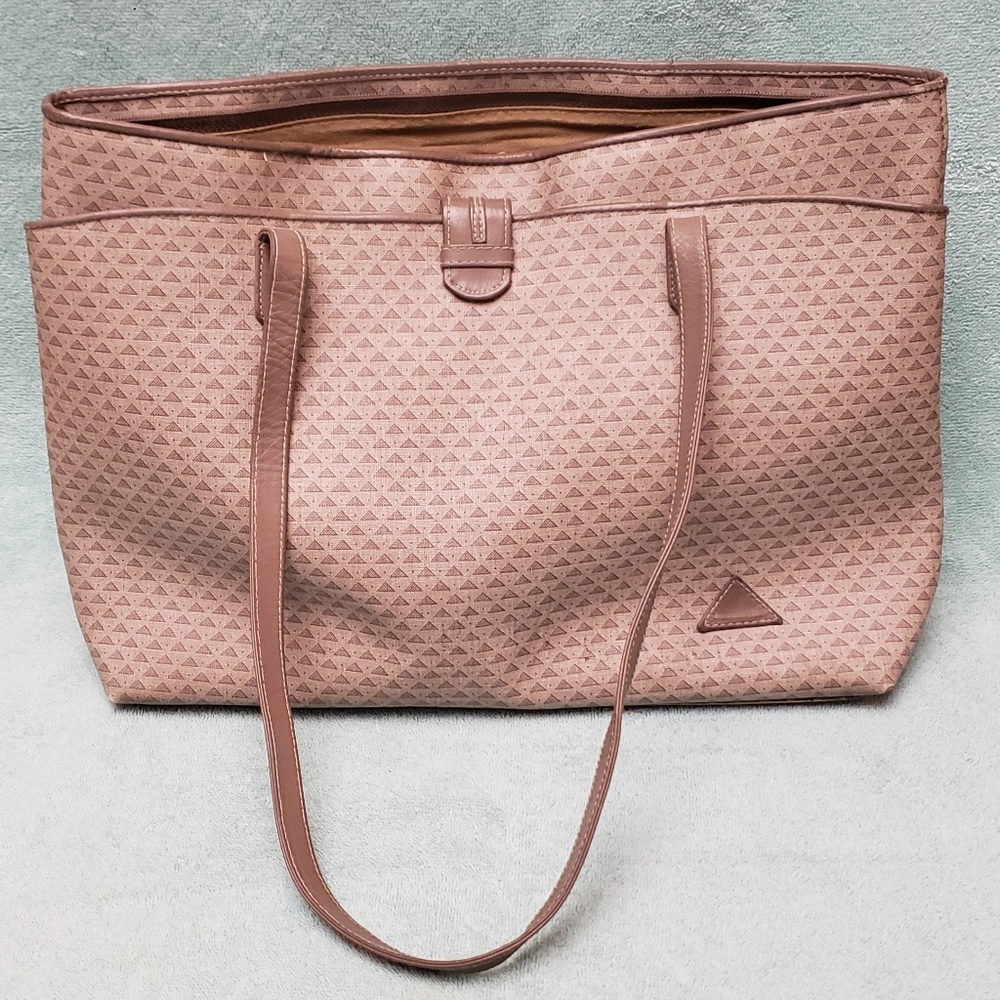 Liz Claiborne Geometric Tote